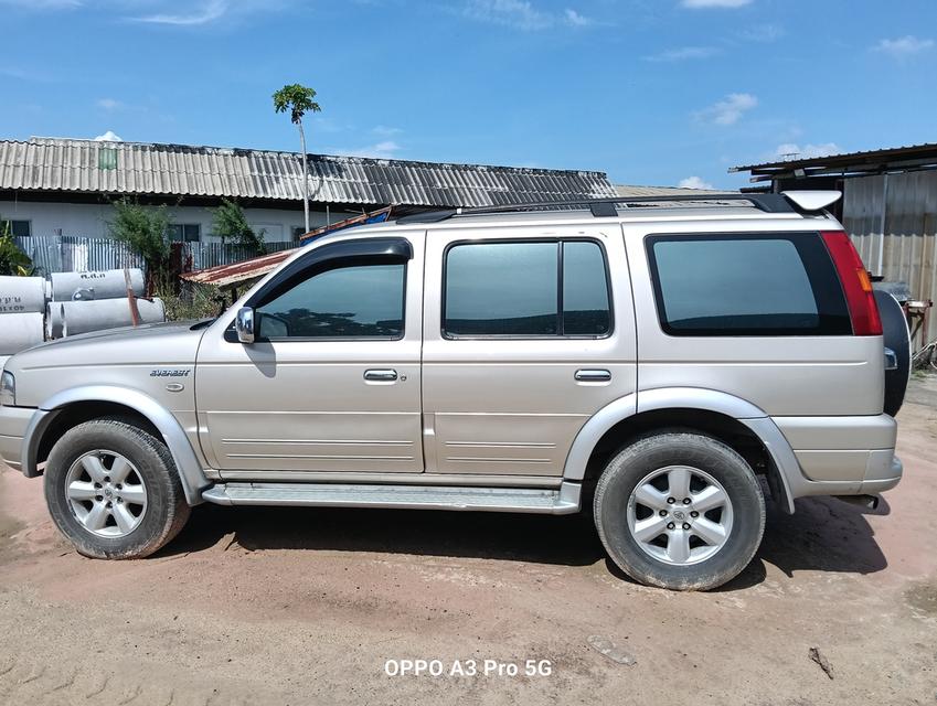 รถยนต์ 7 ที่นั่ง frod มือสอง