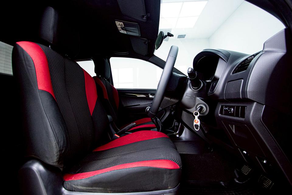  ISUZU D-MAX 2.5 VGS Z X-series SPACECAB   2013  7