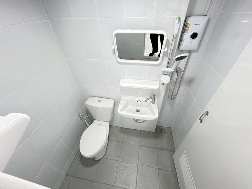 ดุสิตคอนโดมิเนียม ถนนพระราม 5 เขตดุสิต 24 ตรม 1 นอน 1 ครัว ตกแต่งพร้อมอยู่ ใกล้ BTS อนุสาวรียชัย 9