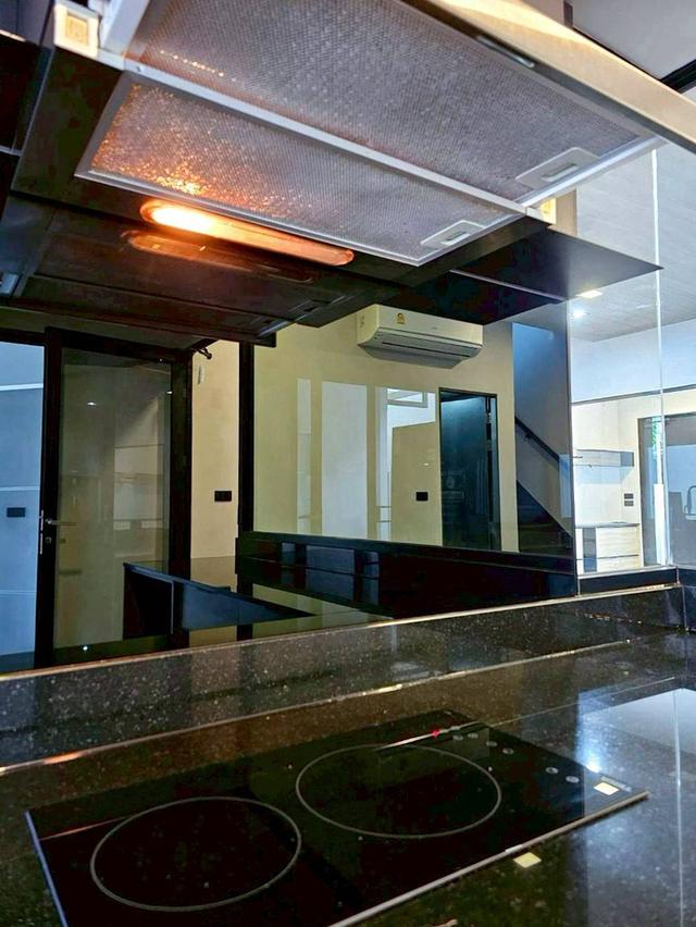 ให้เช่า 𝐕𝐈𝐕𝐄 𝐁𝐚𝐧𝐠𝐧𝐚 𝐊𝐌.𝟕 บ้านหรูสไตล์ Loft 3 ห้องนอน 4 ห้องน้ำ เฟอร์ครบ พร้อมอยู่ 7