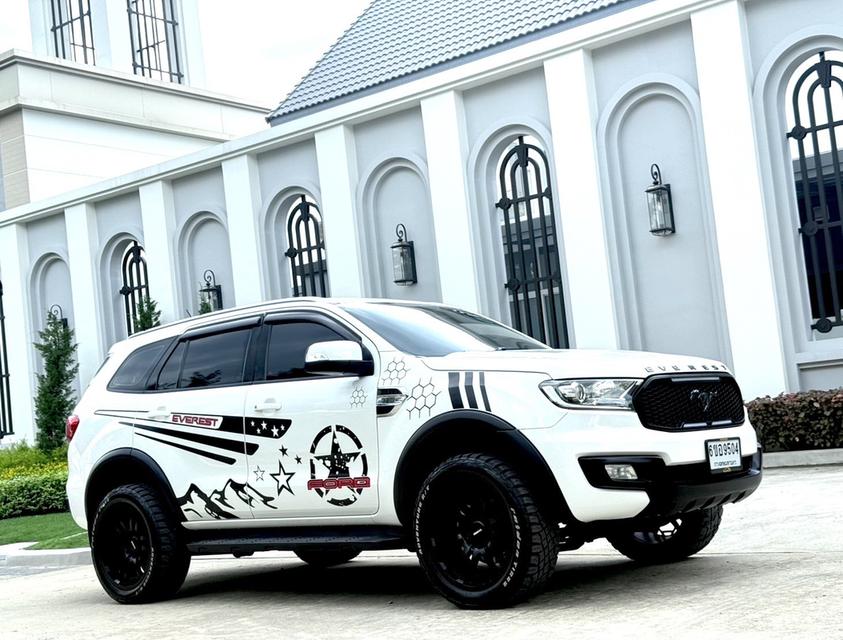 FORD EVEREST 3.2 TITANIUM  4WD รูปที่ 2