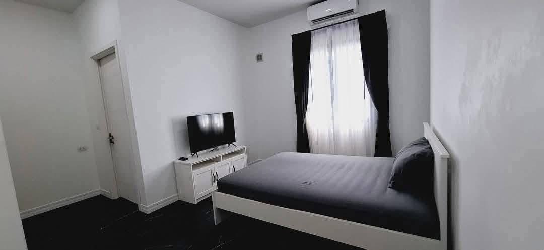 For Rent 18