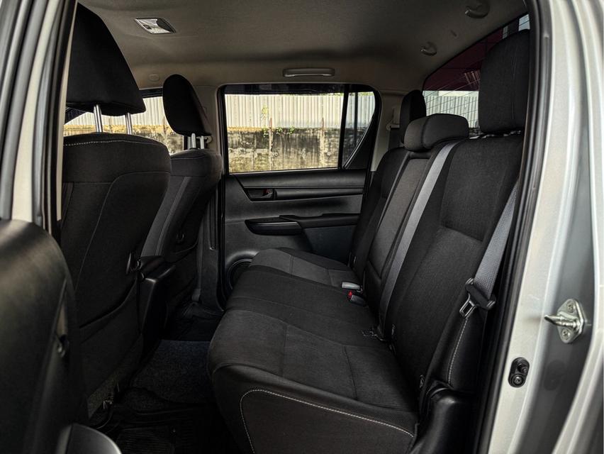 รหัสรถ WRT3253 2021 TOYOTA HILUX REVO, 2.4 ENTRY Z EDITIONโฉม DOUBLE CAB สีเทา เกียร์ออโต้ 15