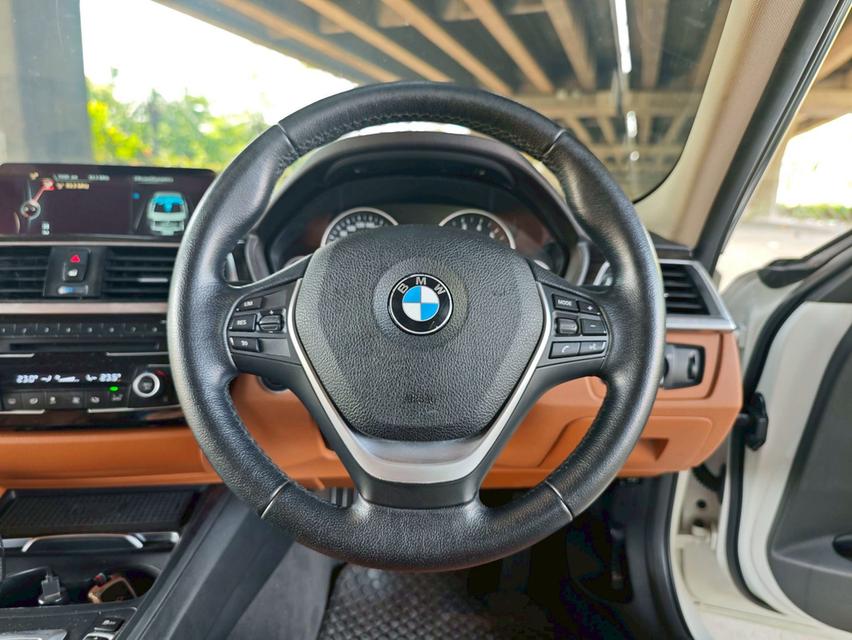 🚗 BMW 320i Luxury F30 AT ปี 2018 รูปที่ 13