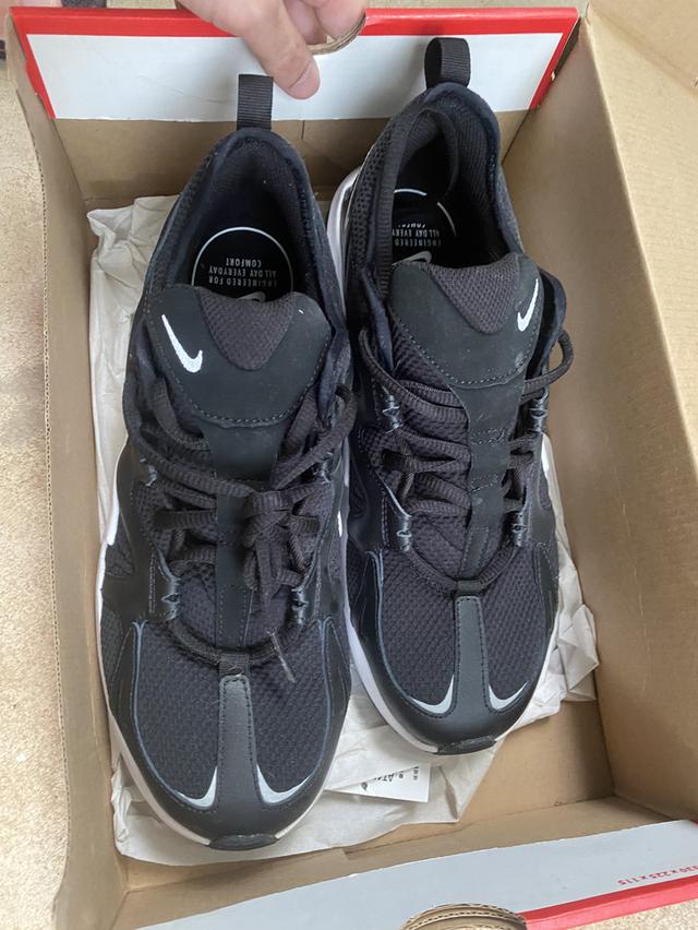 (ลดหนัก)Nike Air Max Graviton 7