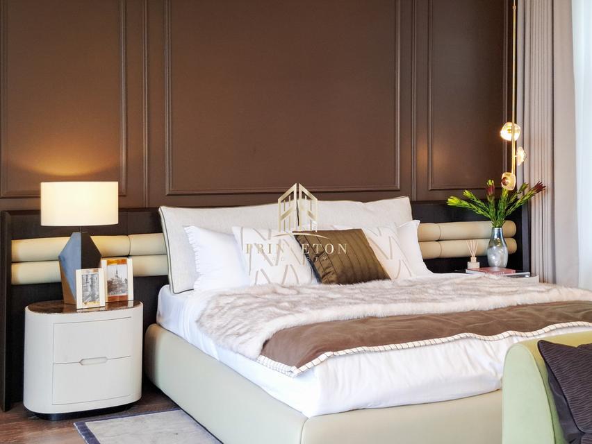 VIVE New Krungthep Kreetha 3-Storey Modern Show Home 15