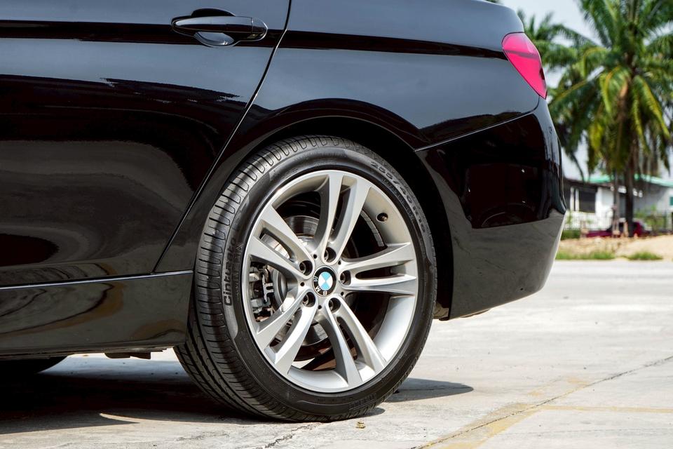 รหัสรถ CBL995 BMW 330e 2.0 Sport F30 (LCI) AT 2018 รูปที่ 5