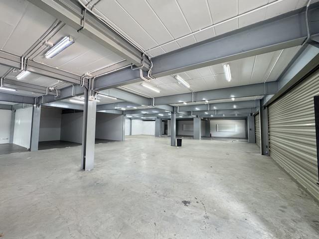 อาคารโกดังโพธิ์แก้ว5ชั้น 2,500 sq.m.มีลิฟท์ให้เช่า จอดรถได้ประมาณ 8-10 คันว่างพร้อมเข้าอยู่ ** 4