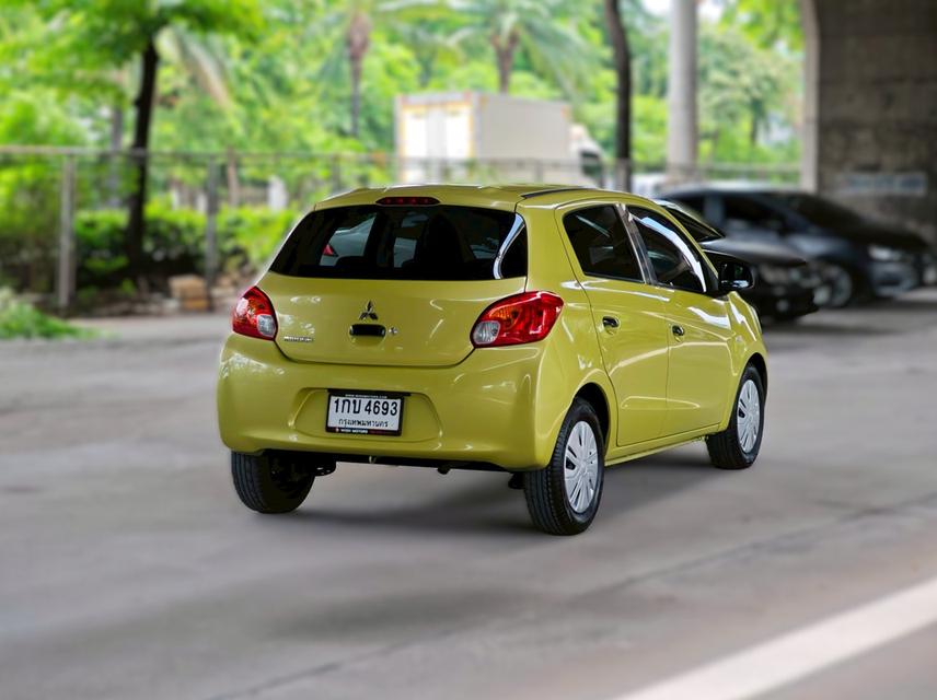 Mitsubishi Mirage 1.2 MT เกียร์ธรรมดา ปี 2013  4
