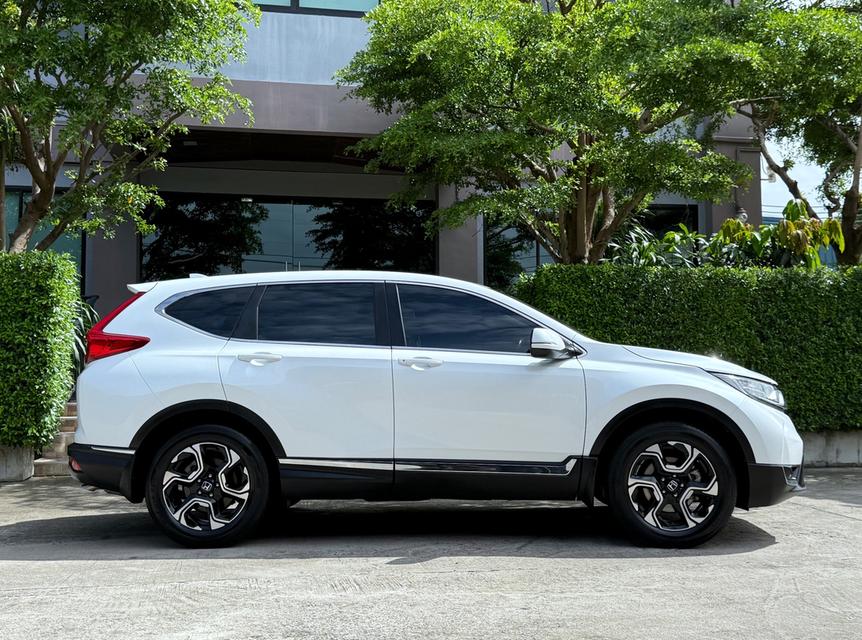 2019 HONDA CRV 2.4EL 4WD 7 ที่นั่ง รถมือเดียวออกป้ายแดง รถวิ่งน้อย เข้าศูนย์ทุกระยะ ไม่เคยมีอุบัติเหตุครับ