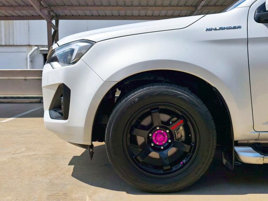 รหัสรถ CAT7930 2024. Isuzu D-MAX 1.9L DA  hilander MT 4ประตู โฉมปัจจุบัน 3