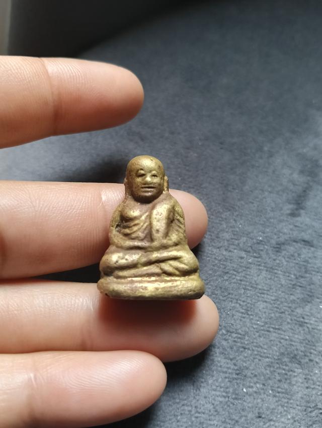 หลวงพ่อเงิน พิมพ์นิยมเล็ก