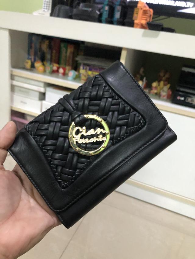 กระเป๋าสตางค์แบรนด์มือสอง300ส่งฟรี