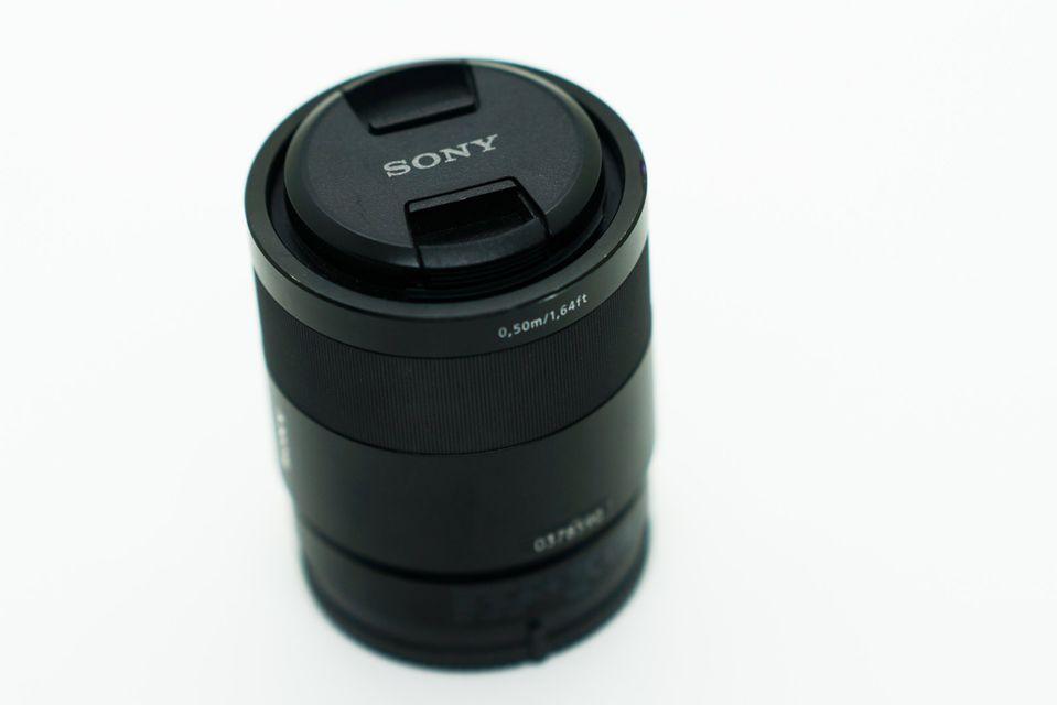 เลนส์ Sony Zeiss 55 f 1.8  4