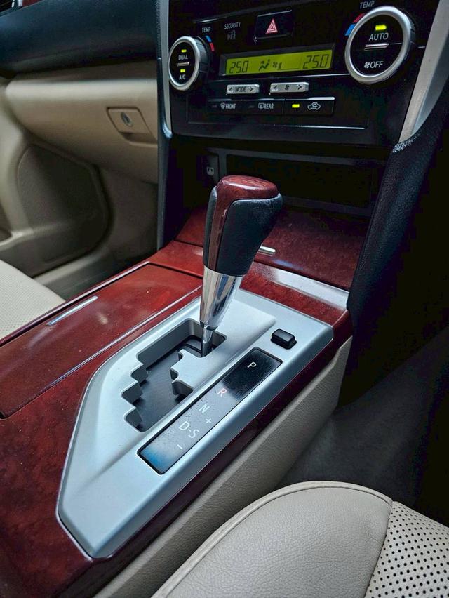 TOYOTA CAMRY 2.0 G ปี 13 AT 14