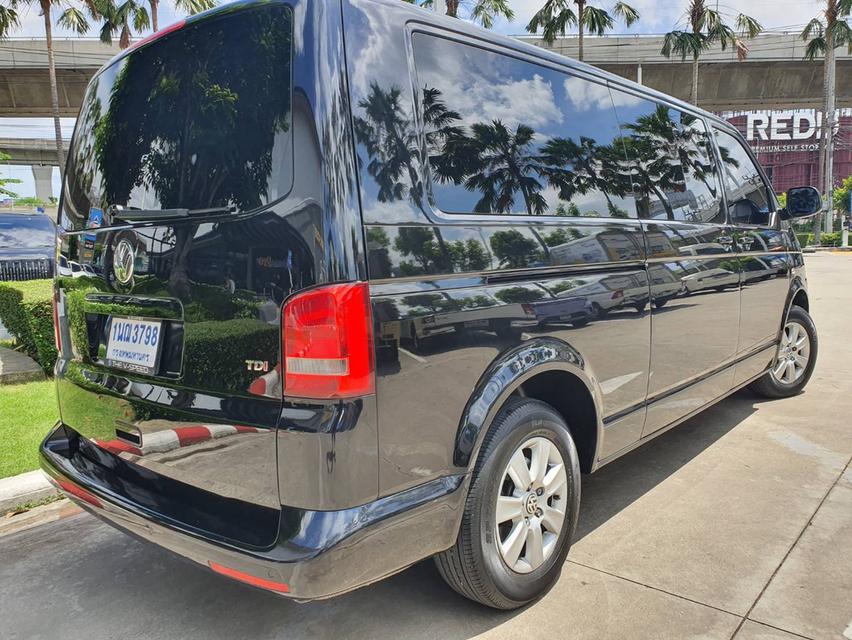 Volkswagen Caravelle T5 2.0 TDi สีดำ ปี2012 รถมือ1