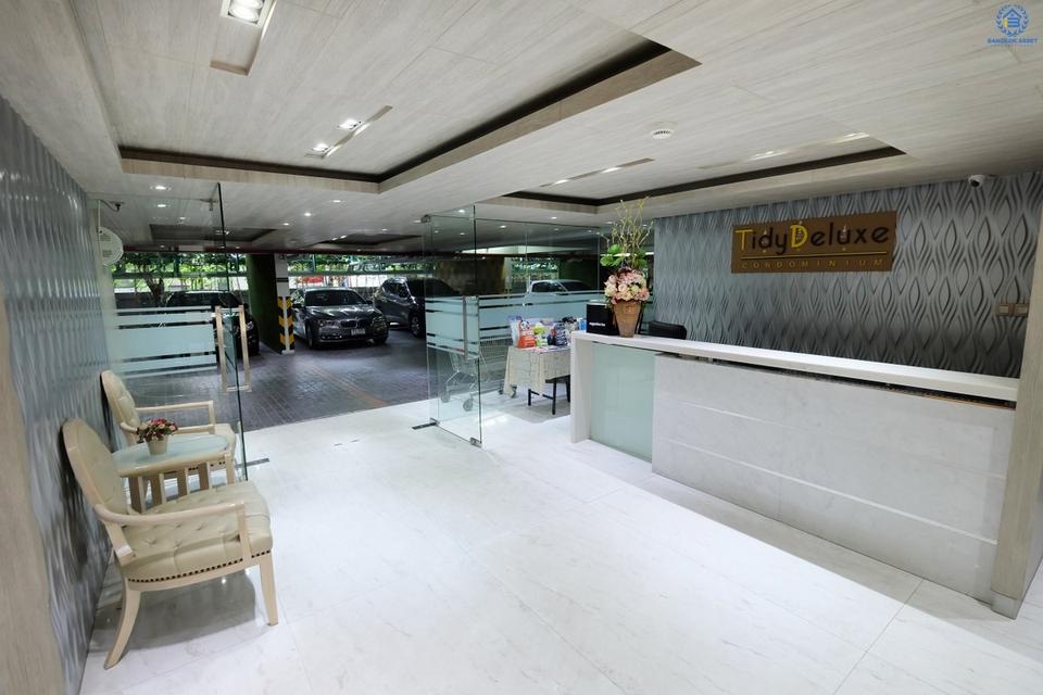 Tidy Deluxe Condominium 19