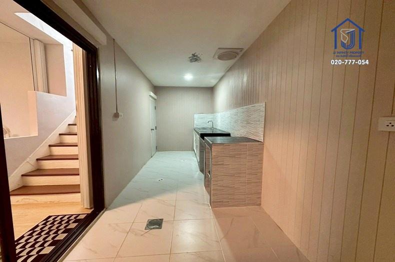 ทาวน์เฮาส์ 9