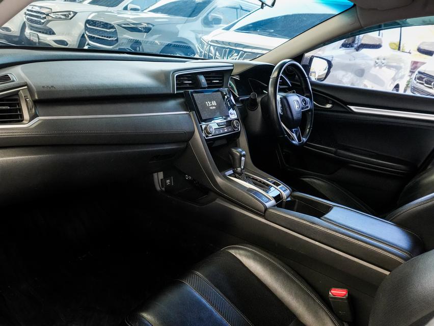 Honda Civic FC 1.8EL AT แต่งกระจังหน้า RS รูปที่ 12