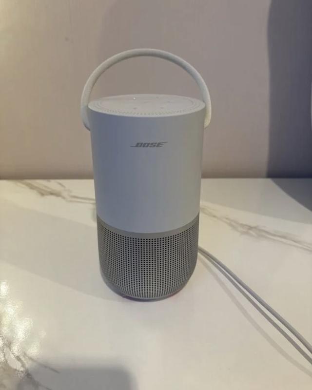 Bose Portable Smart Speaker ลำโพง Bluetooth 1