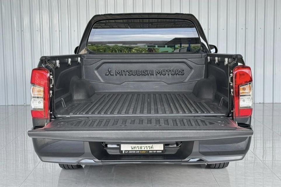 Mitsubishi Triton 2.5GLX Mega ดีเซล เกียร์ธรรมดา ปี2023 10