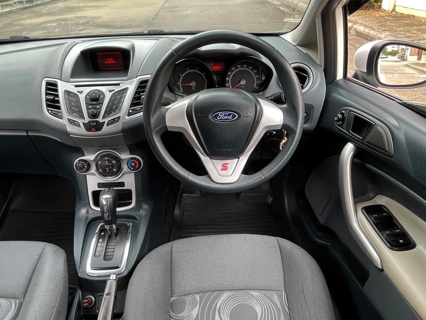 FORD FIESTA 1.6 TREND HATCHBACK ปี 2011 AUTO 9