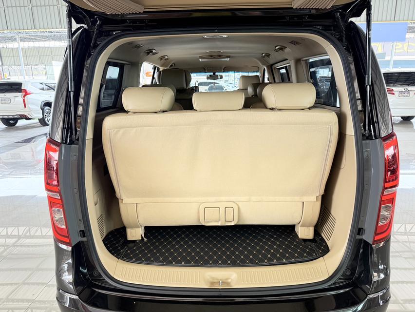 Hyundai H-1 2.5 Deluxe (ปี 2020) Wagon AT 16
