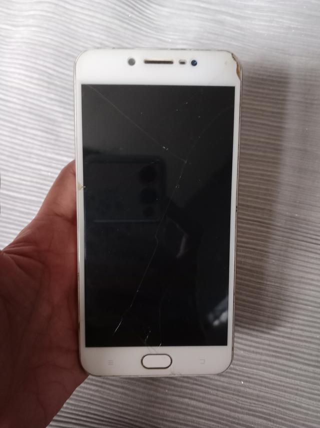 Vivo Y11 แถม Vivo Y55 9