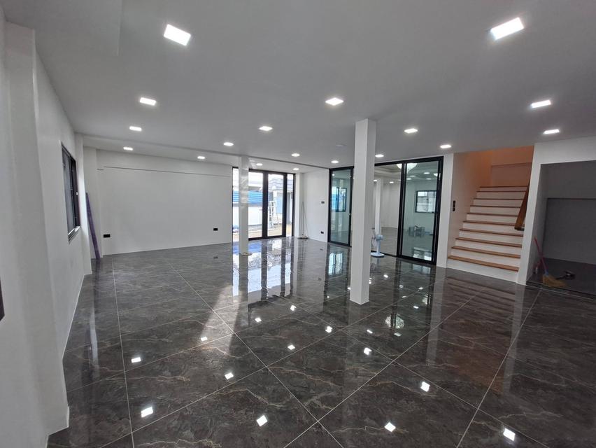 บ้านให้เช่า ซอย วชิรธรรมสาธิต 55 สุขุมวิท 101/1 Renovate ใหม่ พื้นที่เยอะมากๆ 12