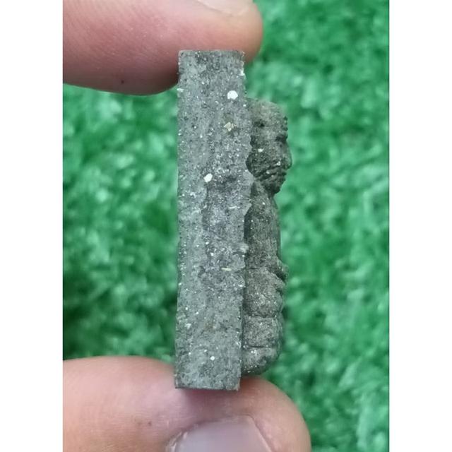 หลวงปู่ทวดเนื้อผง  วัดไร่มะม่วงพระราชดำรัส โครงการป่าเปียก จ.เพชรบุรี 2554 (แท้💯✔️)