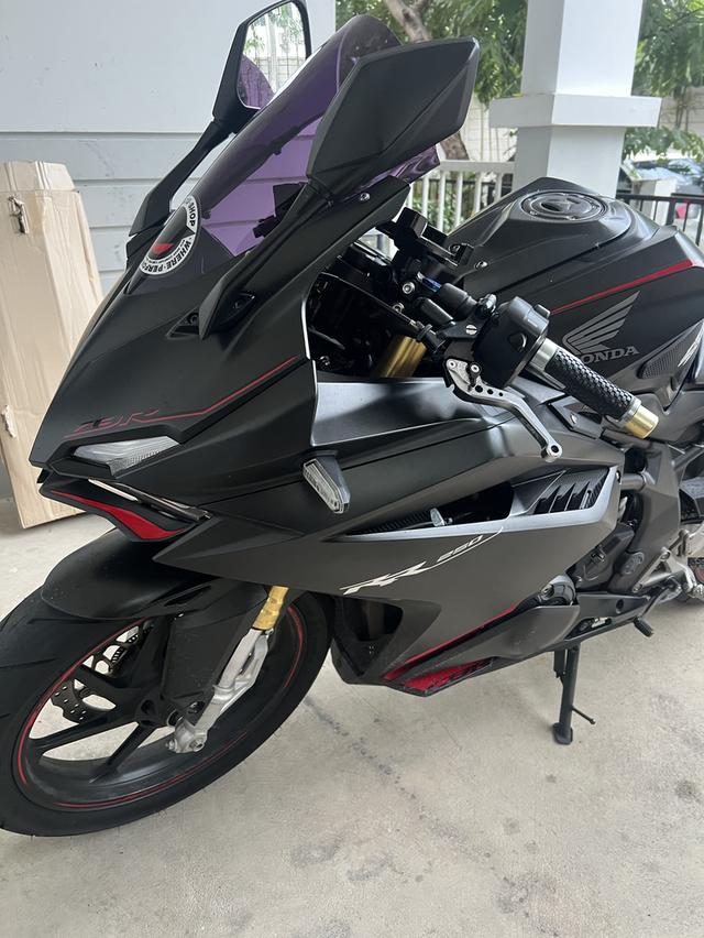 รถจักรยานยนต์ honda cbr250rr