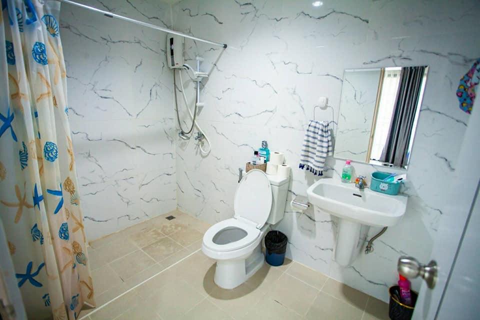 🏡✨ ให้เช่าทาวน์เฮ้าส์ 2 ชั้นย่านเศรษฐกิจ เฟอร์ครบ พร้อมอยู่ เดินทางสะดวก ใกล้ตลาด 7