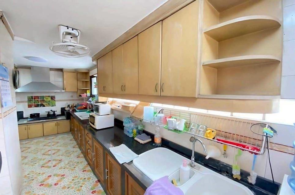 ขายบ้านเดี่ยว 2 ชั้น ในหมู่บ้านรัชดา1 (ซอยลาดพร้าว 80 แยก 24) ใกล้เซ็นทรัลอีสต์วิลล์ (N.1770)