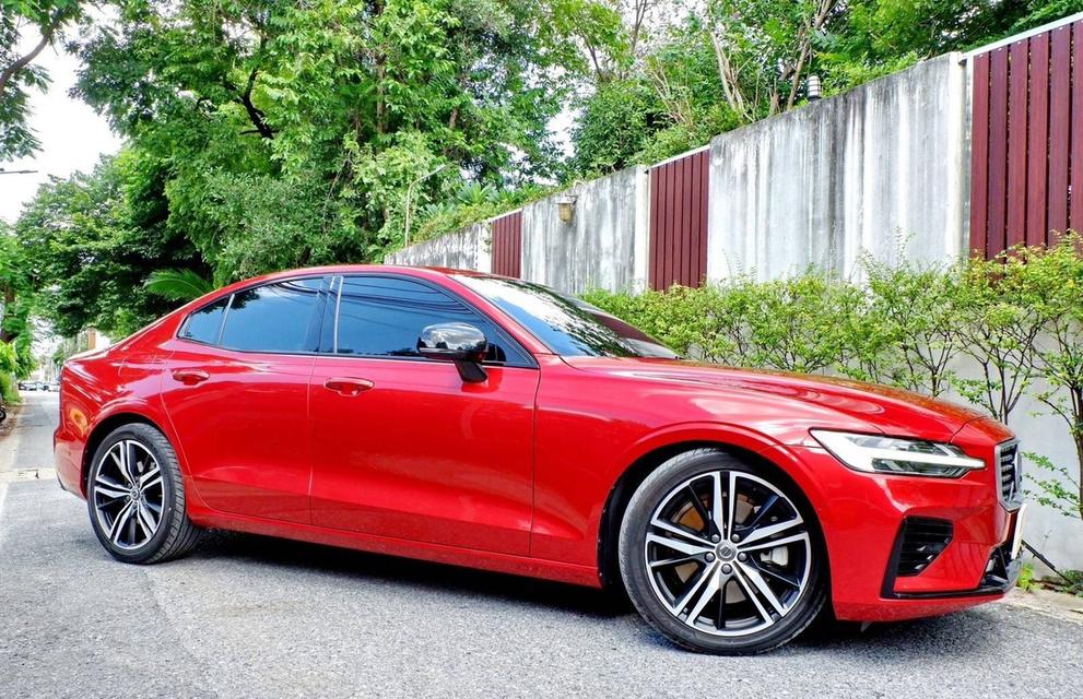 Volvo S60 T8 R Design AWD TOP 2020 รถบ้านสุดหรู ไม่ค่อยได้ใช้ ไมล์น้อยสุดในตลาด 4