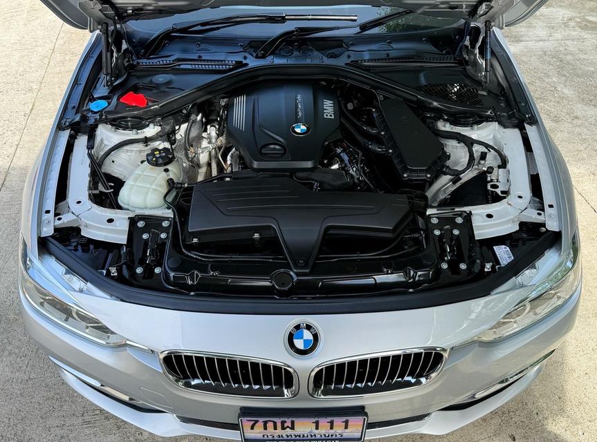 2017 BMW 320D F30 LCI รถมือเดียวป้ายแดง รถออกศูนย์ BMW THAILAND รถวิ่งน้อย เข้าศูนย์ทุกระยะ รถไม่เคยมีอุบัติเหตุครับ รูปที่ 15
