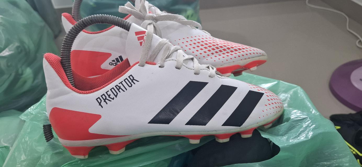 รองเท้ามือสองราคาถูก