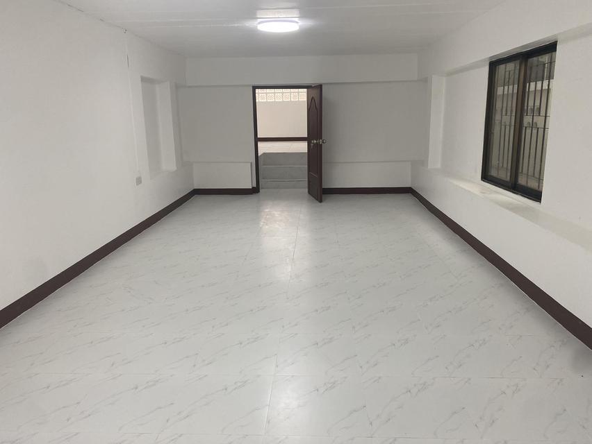 🏡🌟 ให้เช่าด่วน! บ้านเดี่ยวเล่นระดับ 3 นอน  พื้นที่กว้างขวาง เป็นส่วนตัวสูง!  มาตรฐานคุณภาพพรีเมียม ทำเลเด่น 12