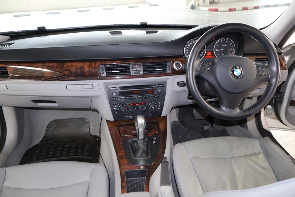 BMW 320i E90 6