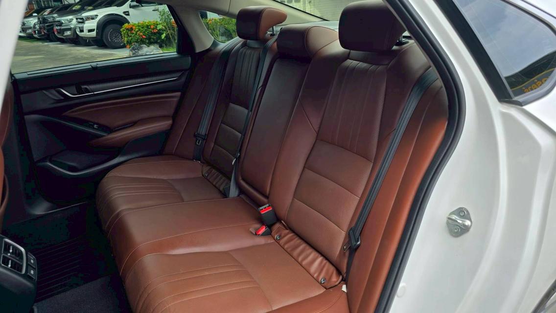 HONDA ACCORD G10 2.0 eHEV TECH 2022  12