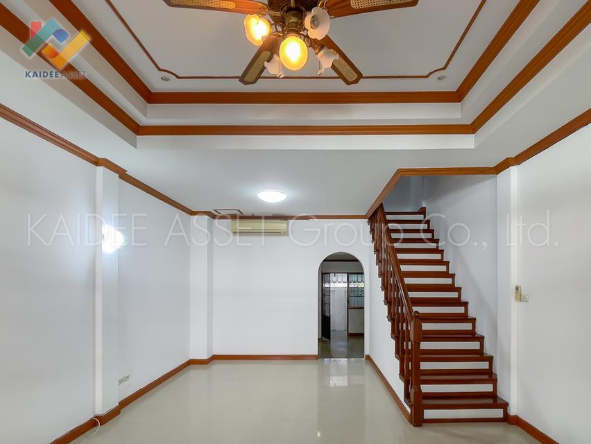 ทาวน์เฮ้าส์ ซอย นาคนิวาส 37 แยก 1-8 ถนน ลาดพร้าว 71 ขายถูก 6