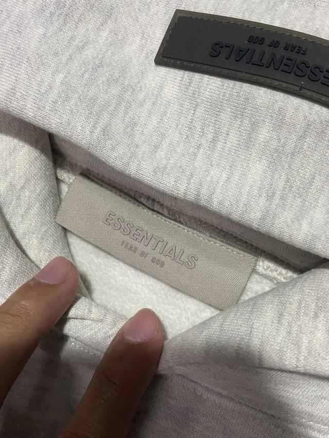 ESSENTIALS FEAR OF GOD รูปที่ 4