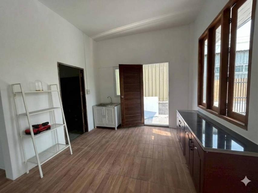 Navara Rangsit -klong 2 นาวาร่า รังสิต คลอง 2 : บ้านเดี่ยว 1 ชั้น 70.7 ตร.ว ใกล้ห้างฟิวเจอร์ปาร์ค ใกล้สนามบิน ใกล้ตลาดไท ราคาไม่ถึง 2 ล้าน 10