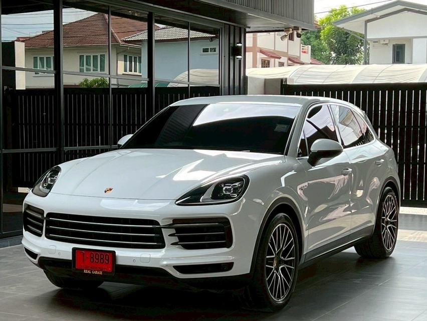Porsche Cayenne 3.0 E Hybird ปี19 วิ่ง 70,000 Km.