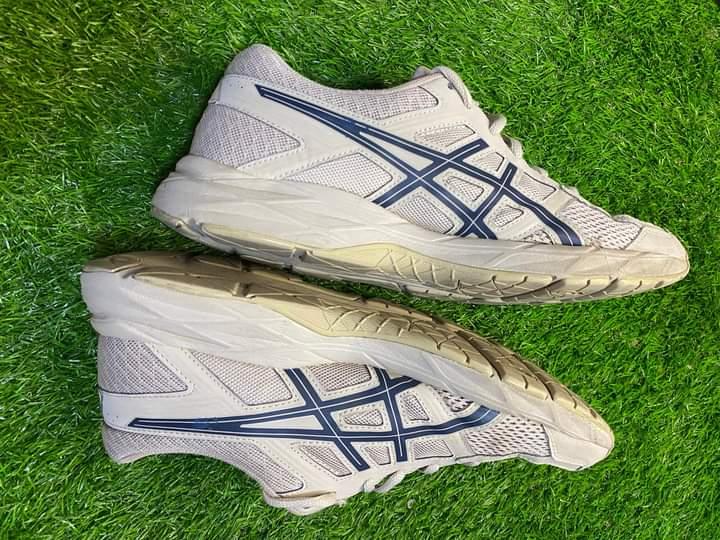 ASICS Gel-Contend 4  2