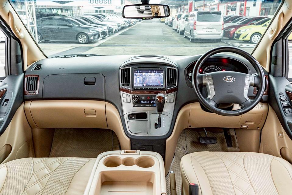 รหัสรถ NP752 HYUNDAI GRAND STAREX 2.5 PREMIUM 2018 14