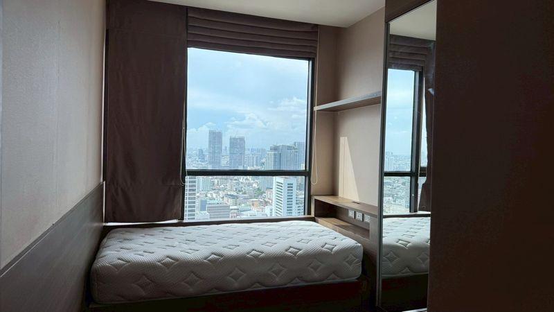 The Address Sathorn 12