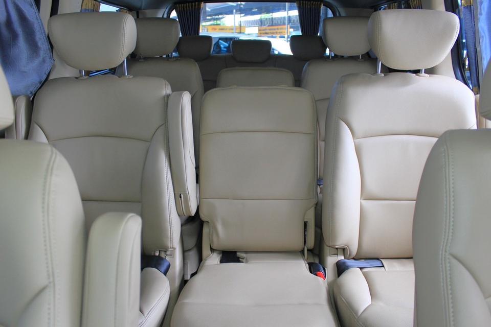 รหัสรถ JRS3950 Hyundai H1 Touring 2019 12