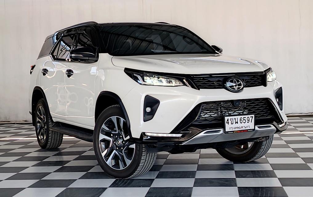 รถยนต์มือสองพร้อมใช้งาน 6