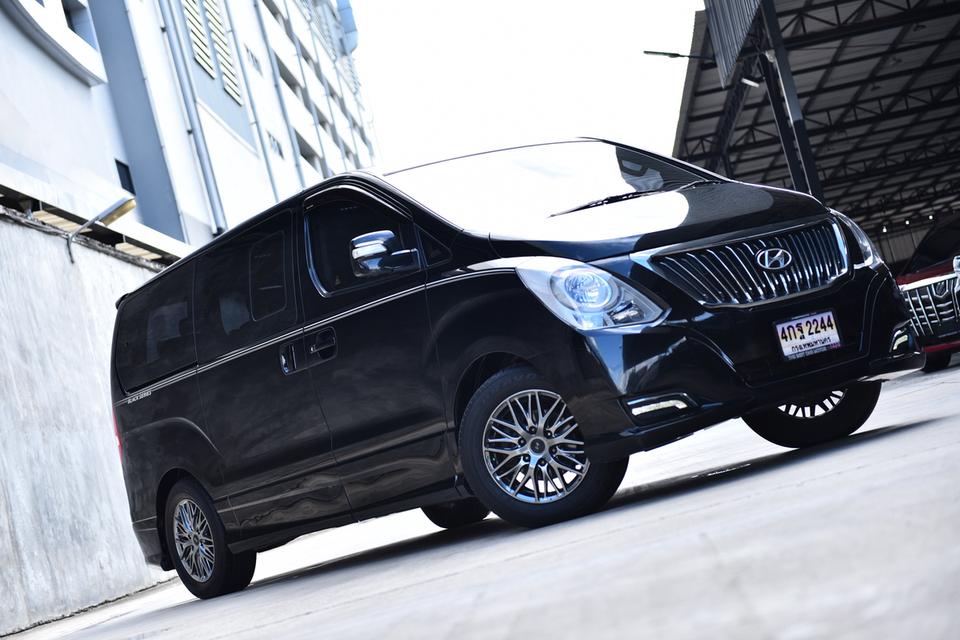 🎊"FULL OPTION HYUNDAI H1 รุ่นพิเศษ BLACK SERIES ทะเบียนคืน"🎊 รูปที่ 5