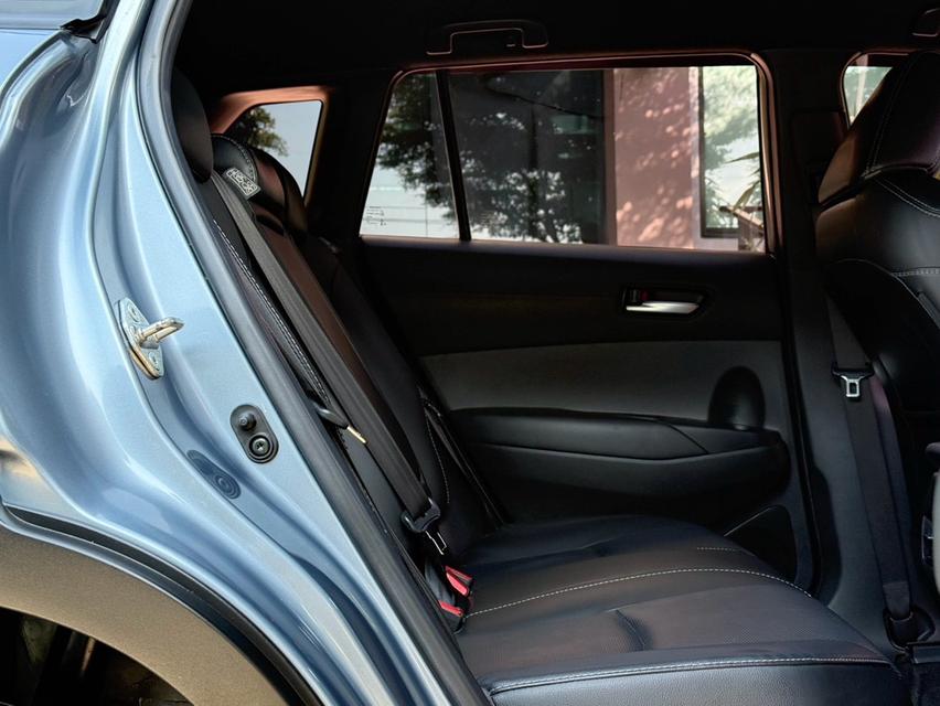 2022 Toyota CROSS HYBRID SMART รถมือเดียวป้ายแดง รถวิ่งน้อย เข้าศูนย์ตามระยะ รถไม่มีอุบัติเหตุครับ 14